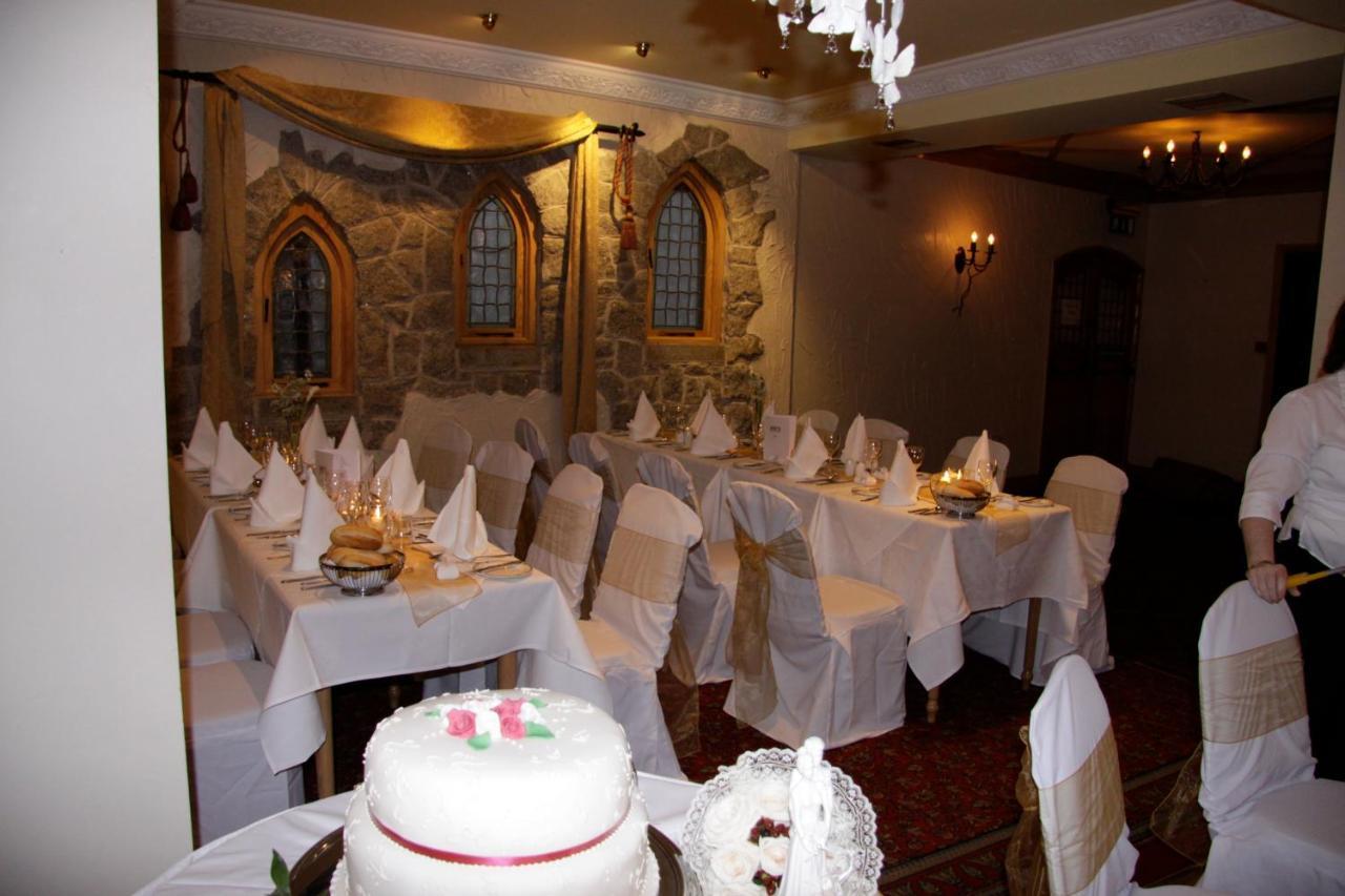 Hotel Ivy Tower 2*